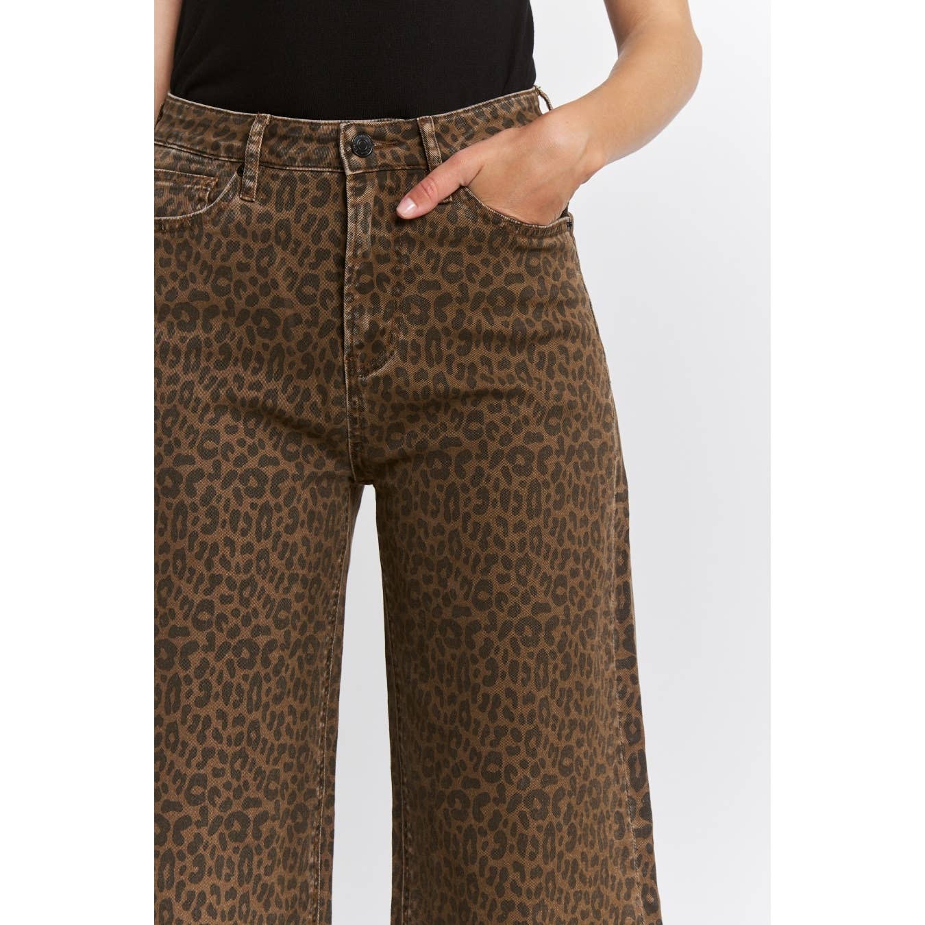 SUPER HIGH WIDE LEG LEOPARD JEANS: BROWN DERBY