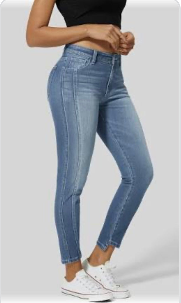 Halara Mid Rise Button Zipper Stretchy Skinny Jean