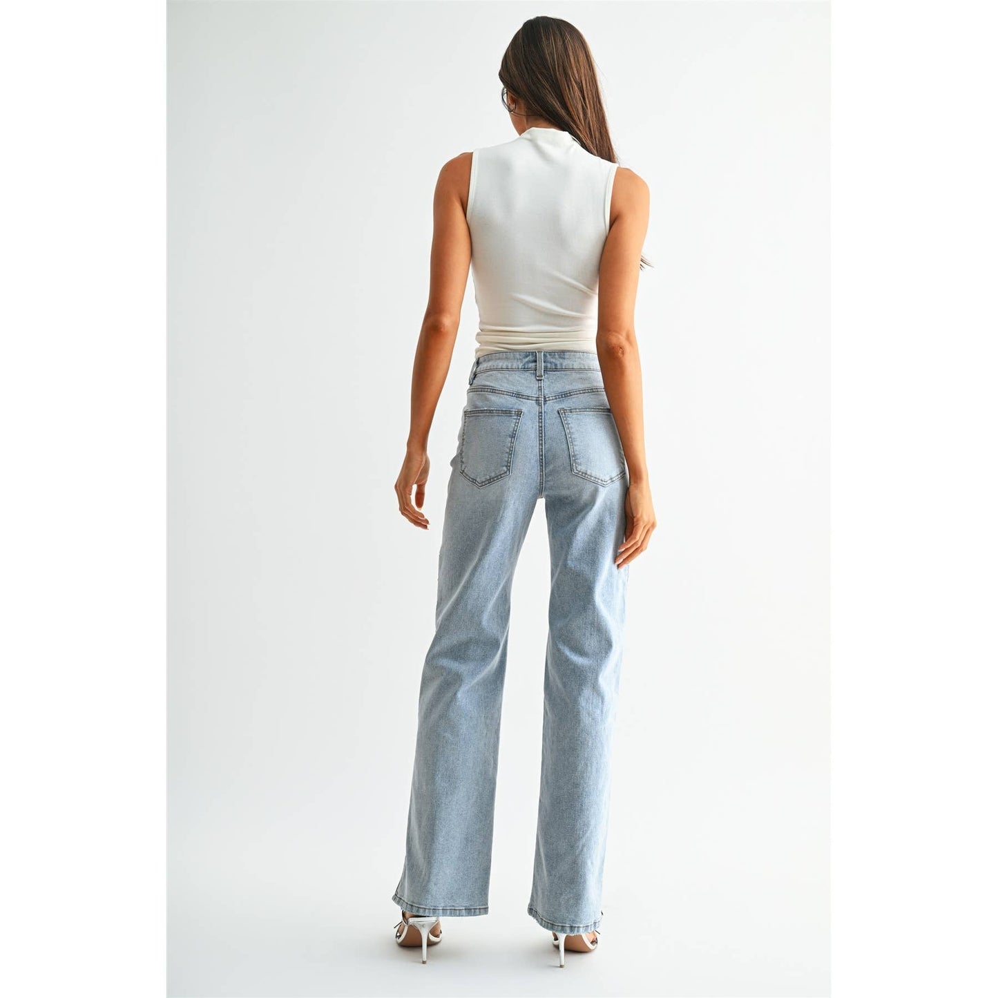 HIGH-RISE WIDE EMBELLISHED SIDE PANEL: PLANATION